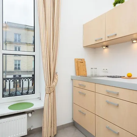 Warecka By Renters وارسو